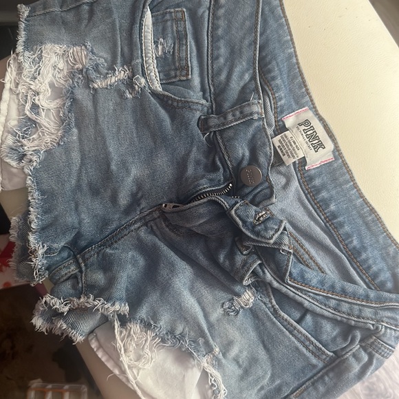 I can’t wear them! - Picture 4 of 4